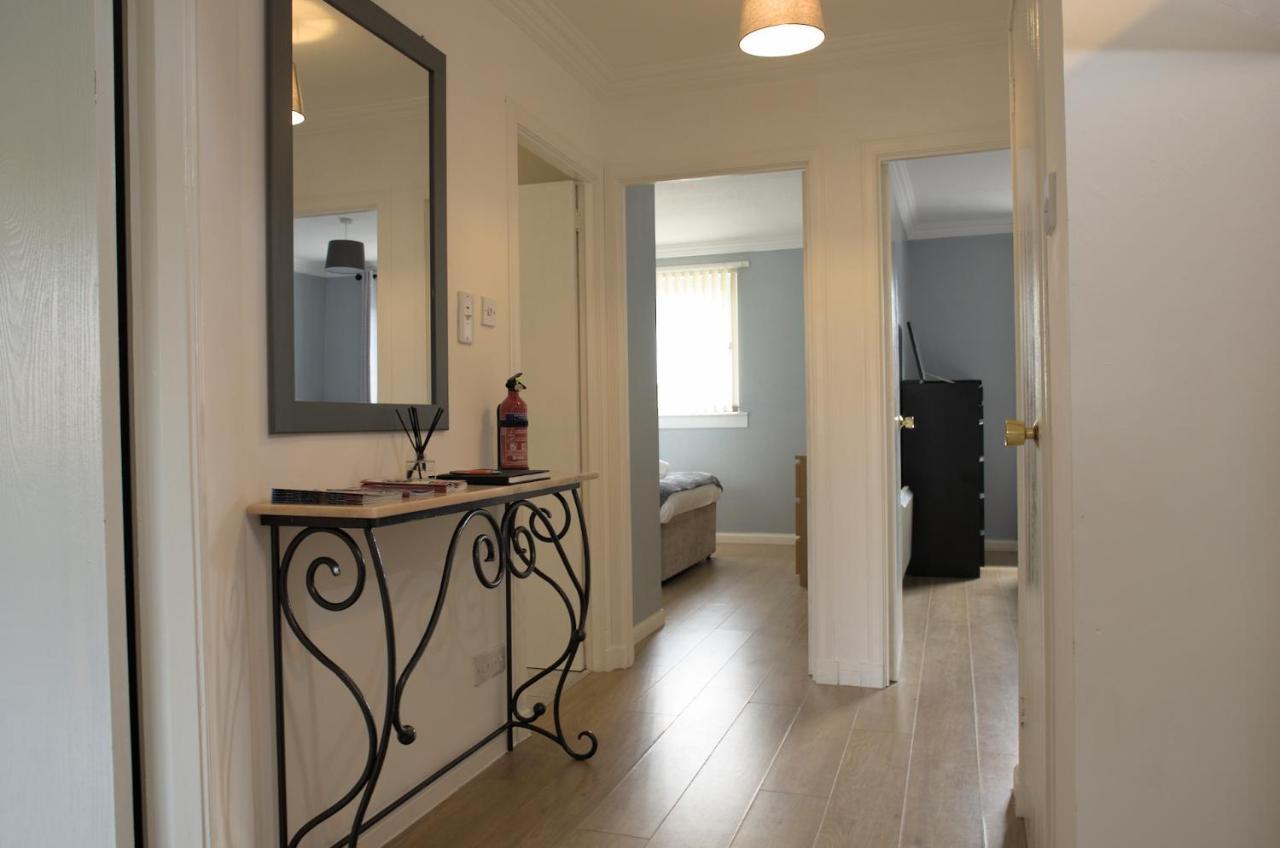 Modern 2-Bed Haven, Free Parking Apartment Edinburgh Bagian luar foto